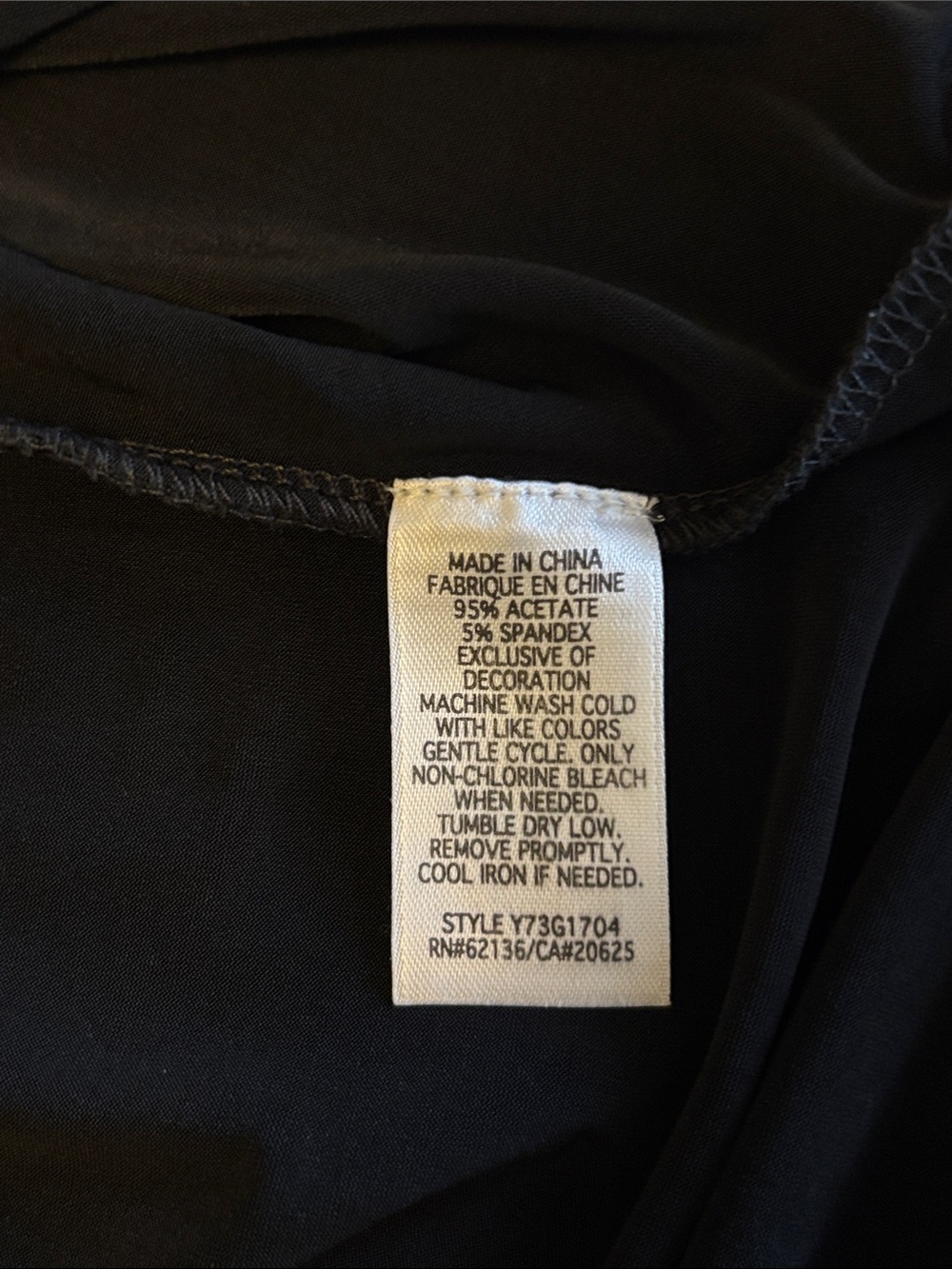 GUESS Black V-Neck dress, stretchy fabric, waist tie. Sz large. - Picture 6 of 9